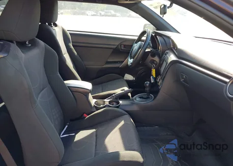 2011 Scion Tc из США, поврежденный, VIN JTKJF5C71B3015870